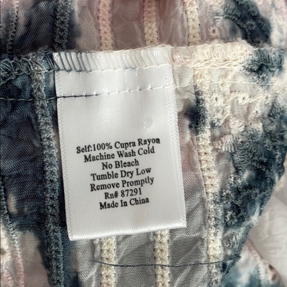 Johnny Was Pintuck cupra rayon tie dye eyelet Bohemian beach tunic with camis - Picture 9 of 9